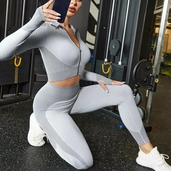 Two Piece Yoga Set- S - Picture 1 of 7